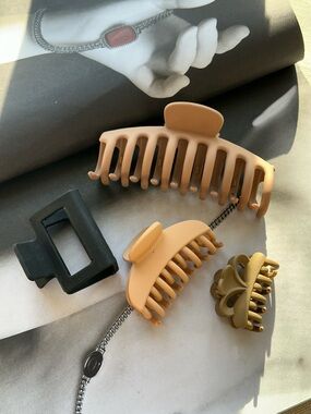 8 pieces-Neutral Matte Hair Claw Clip Set